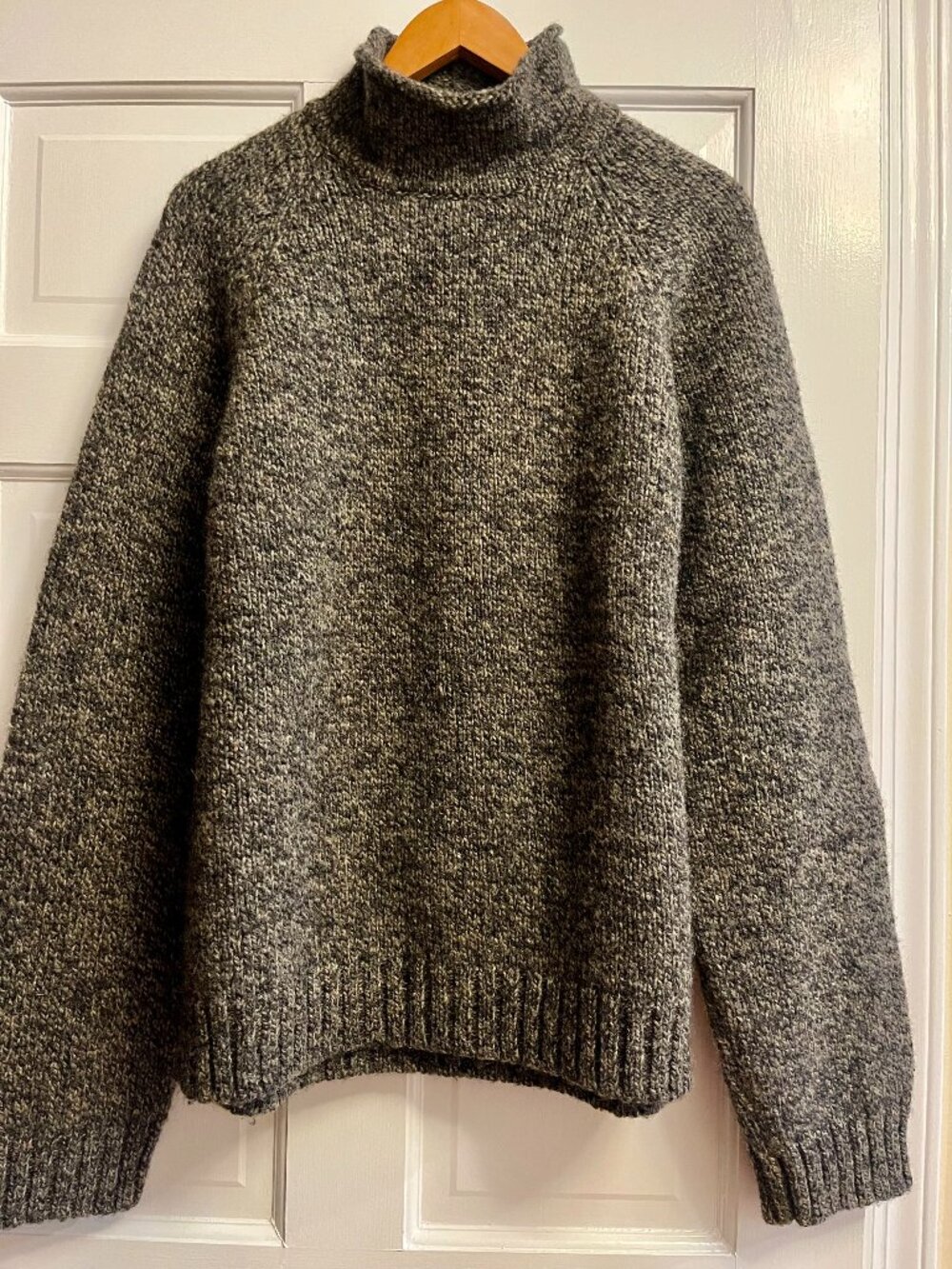 Vintage Abercrombie & Fitch Mens wool sweater